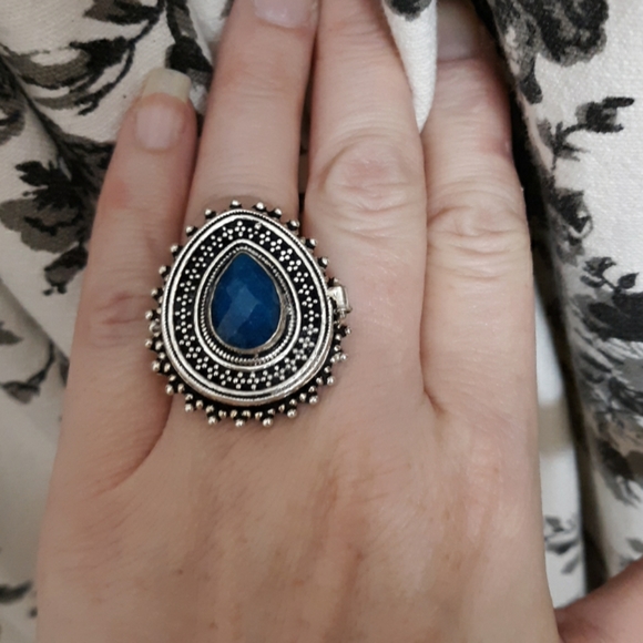 New Chalcedony 925 Silver Poison Ring. - Picture 4 of 8